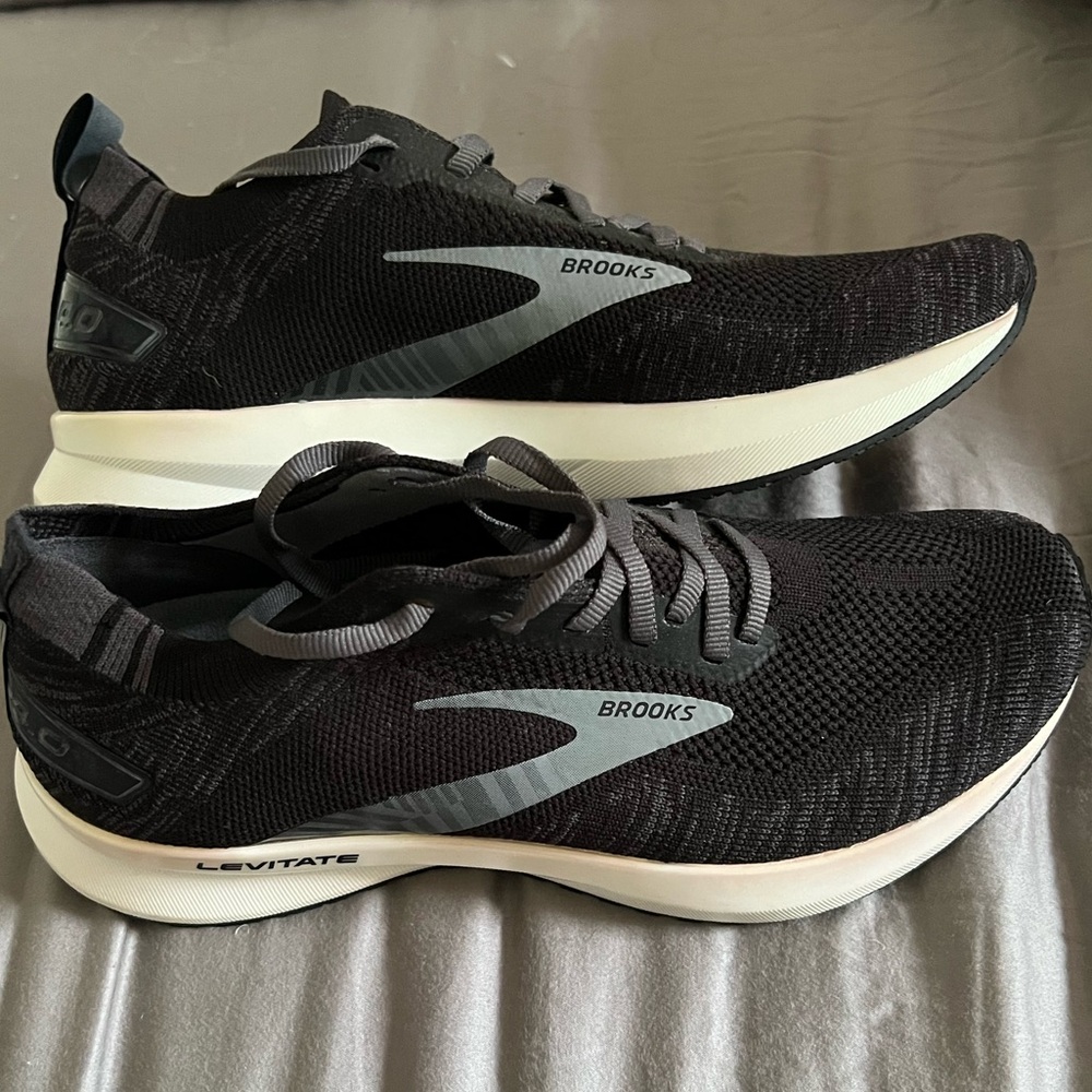 Brooks Running Shoes-Levitate 4, Women’s size 8.